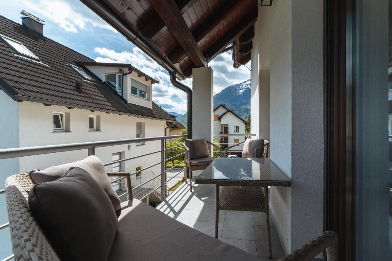 Julian Manor Apartments Bovec Kültér fotó